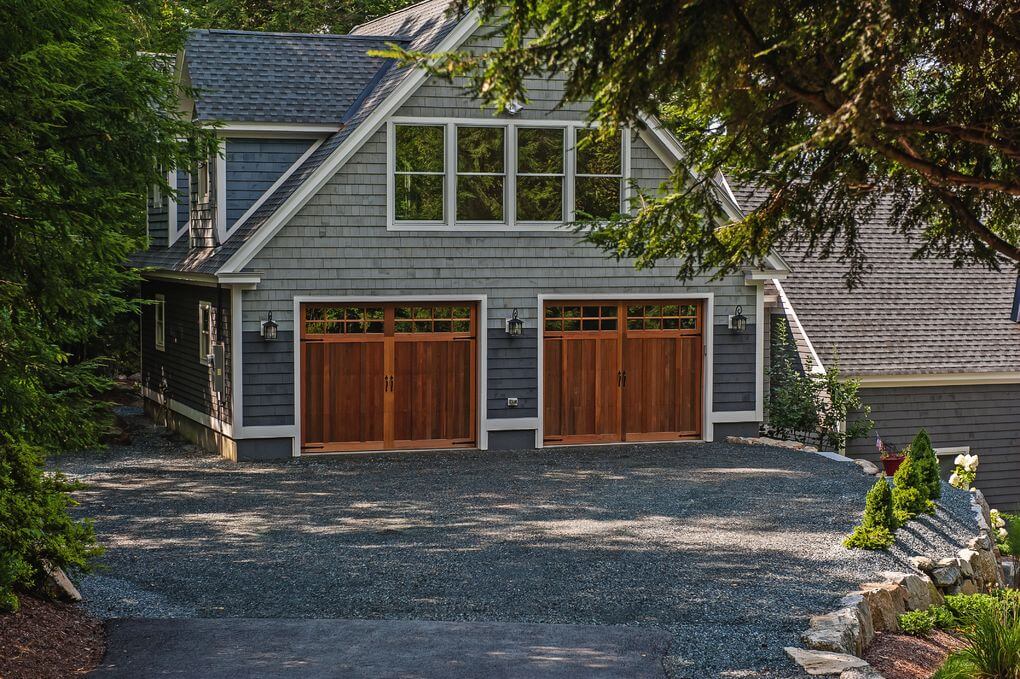 Carriage house wood garage doors